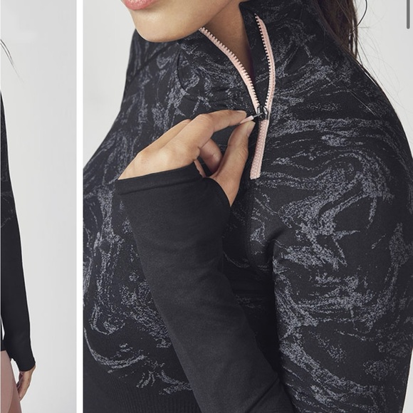 NEW Fabletics Amelia pullover - Picture 3 of 11